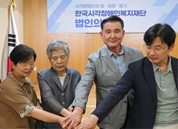 ���� â�� 53�ֳ�, ������ �� ���� ���� �����